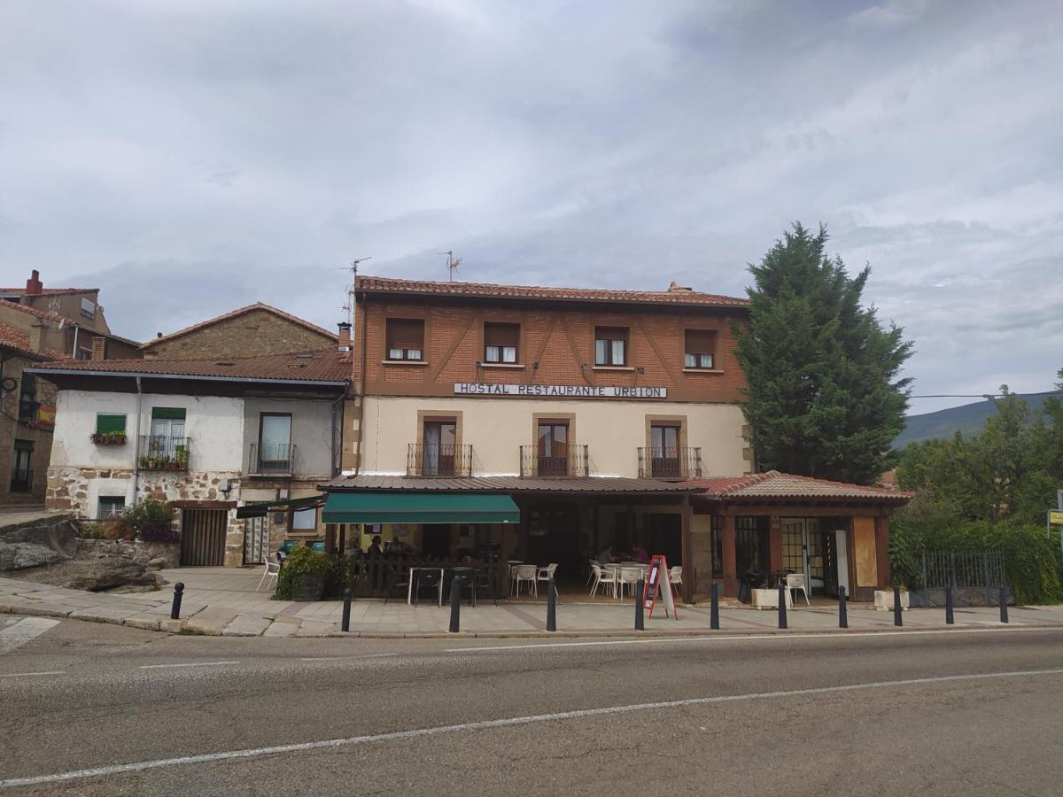 וינואסה Hostal Urbion מראה חיצוני תמונה
